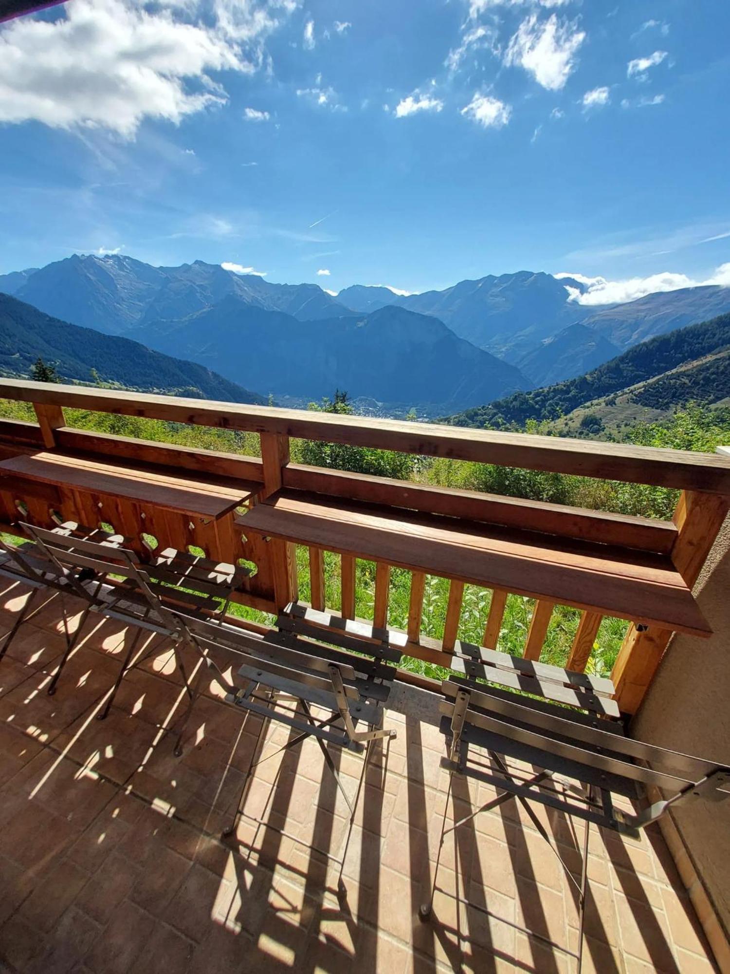 Appartement Confortable A L'Alpe D'Huez De 27 M² Avec Vue Montagne Bagian luar foto